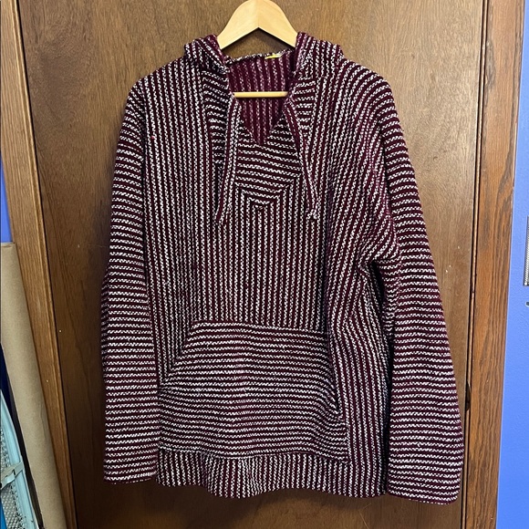 Vintage Striped Burgundy and White Men's hooded Baja Poncho - Picture 1 of 1
